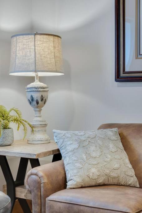 Hickory Suite - Main Street Lodge In برلين المظهر الخارجي الصورة